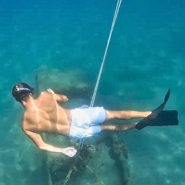 Lu Sea Tour Toro 6 Snorkeling-en-los-restos-de-un-naufragio.jpg