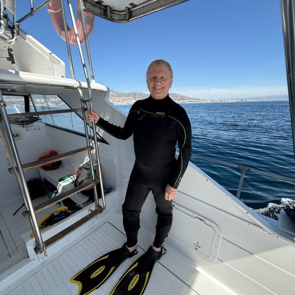 Lu Sea Tour 9 Viajero disfrutando paseo en barco